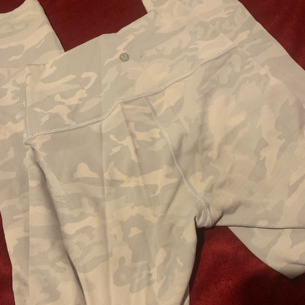 Lululemon Athletica Gray Camo Leggings